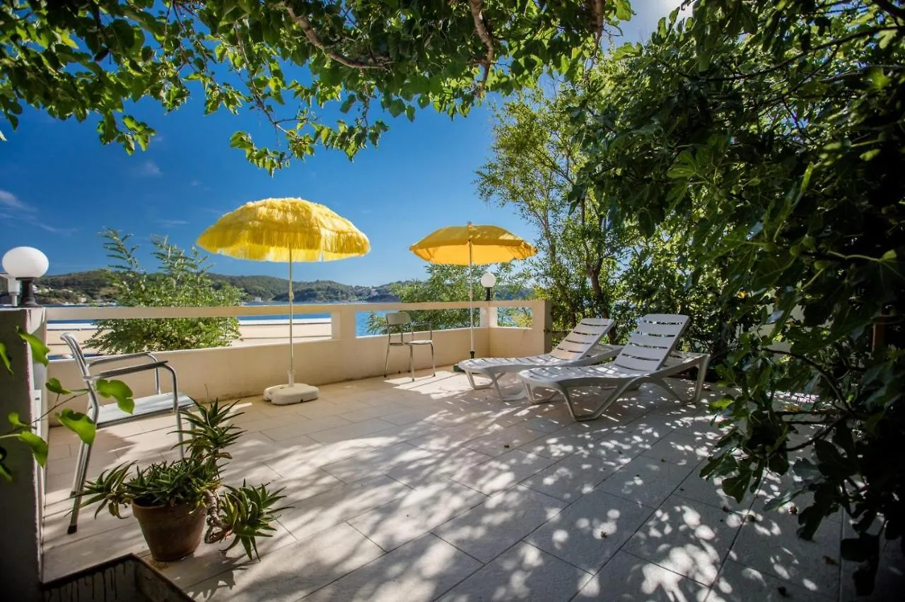 Apartments In Supetarska Draga With Sea View, Terrace, Air Conditioning, Wifi 4551-1 And 4551-2